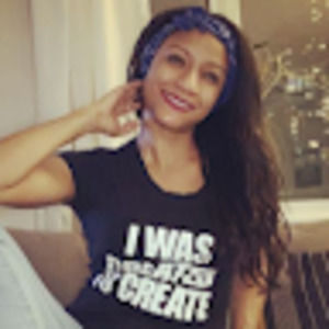 Meet your Posher, Maria